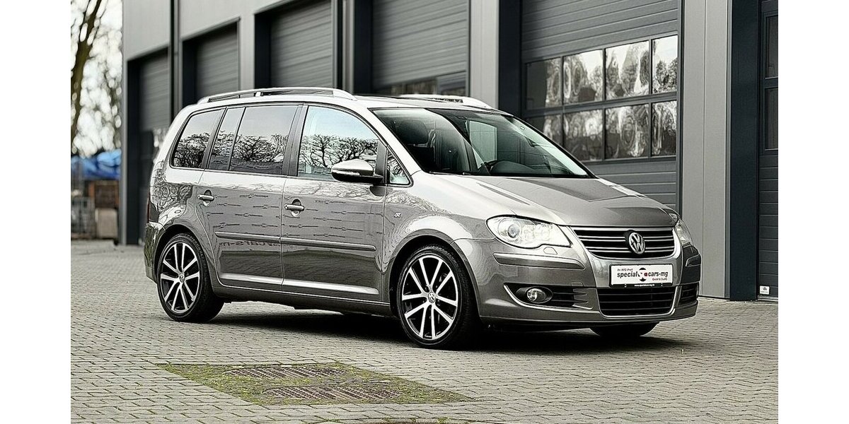 VW Touran R-Line Schiebedach Leder 7Sitze IHand 124.990 km 11.900 &euro; Mönchengladbach 41066