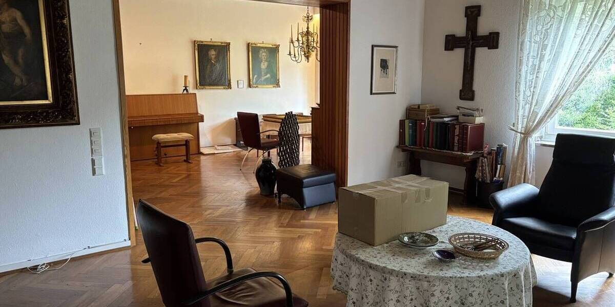 Mehrfamilienhaus, Wohnhaus Krefeld Cracau - 7 Zimmer, 199 m&sup2;, 590.000&euro; | Angebot:25693364