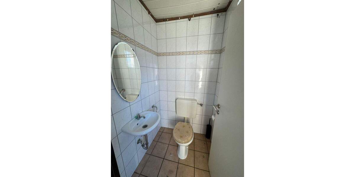 Einfamilienhaus Korschenbroich - 6 Zimmer, 180 m&sup2;, 420.000&euro; | Angebot:25777504