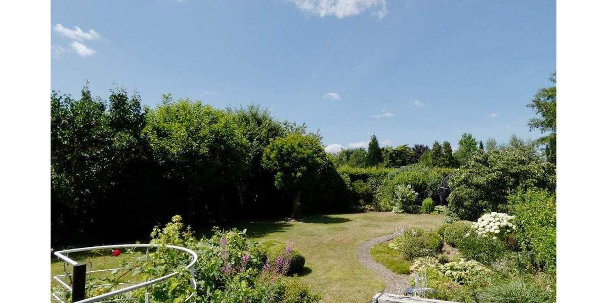 Einfamilienhaus Willich Schiefbahn - 7 Zimmer, 194 m&sup2;, 849.000&euro; | Angebot:25779394