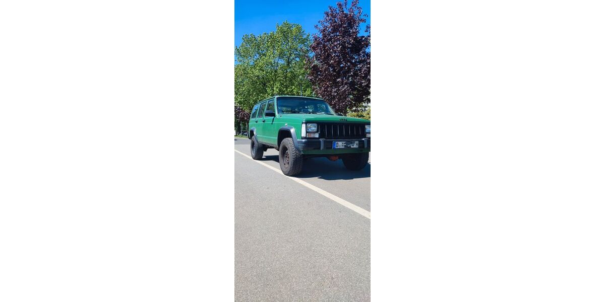 Jeep Cherokee 260.700 km 4.500 &euro; Düsseldorf 40219