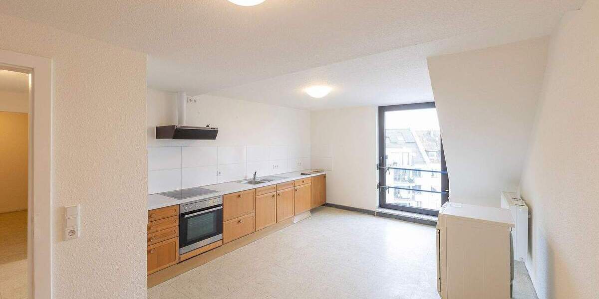 * Erstbezug nach Modernisierung * 2 Zimmer + Wohnküche + Hobbyraum & Balkonoption * 2 zimmer