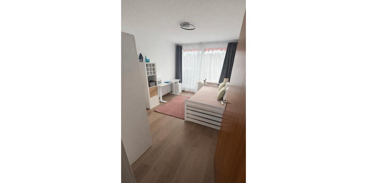 Dachgeschoßwohnung Neuss Allerheiligen - 3 Zimmer, 79 m&sup2;, 285.000&euro; | Angebot:26691729
