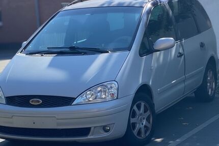 Ford Galaxy 257.000 km 2.200 € Köln 50825