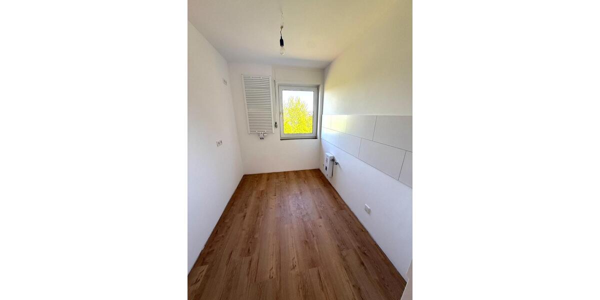 Etagenwohnung Korschenbroich - 3 Zimmer, 74 m&sup2;, 995&euro; | Angebot:26414700