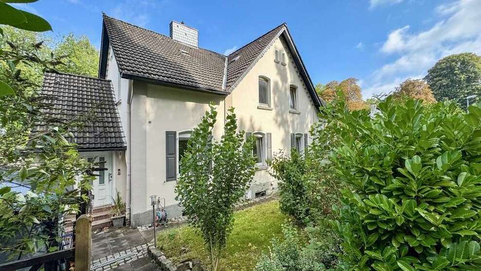 Haus zum Kaufen in Essen 349.000 € 138 m²