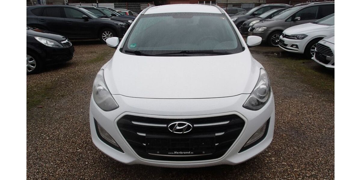 Hyundai i30 212.000 km 5.299 &euro; Oberhausen 46149