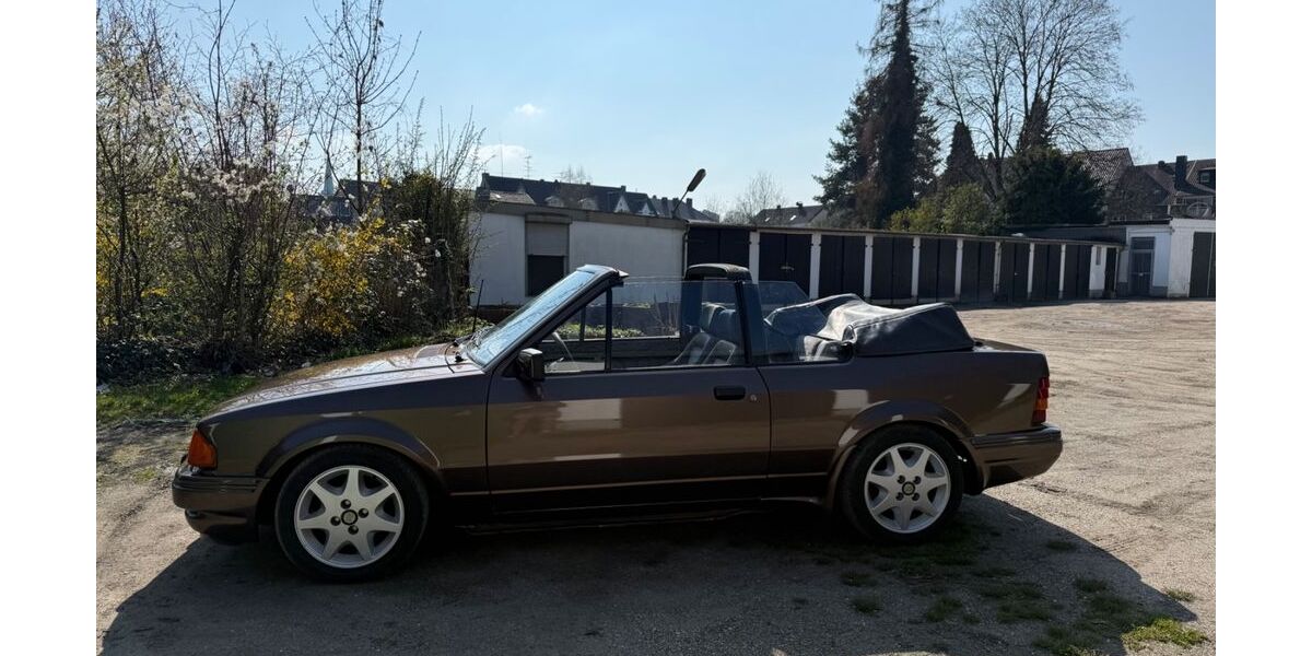 Ford Escort 90.422 km 4.900 &euro; Viersen 41747