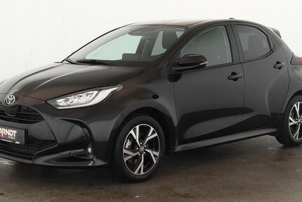 Toyota Yaris 17.500 km 22.284 &euro; Düsseldorf 40233