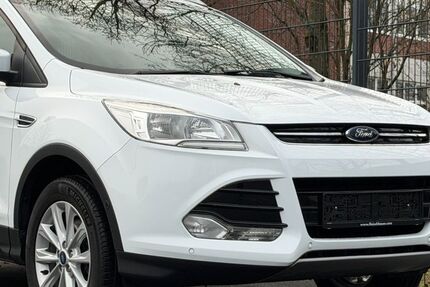 Ford Kuga 129.884 km 11.990 &euro; Mönchengladbach 41068