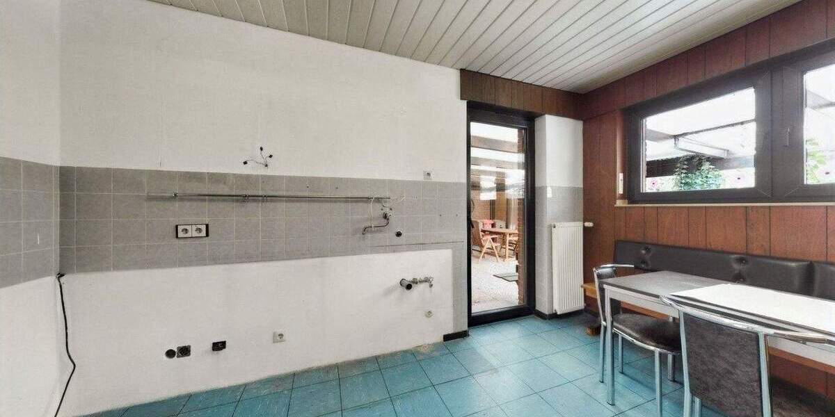 *** Charmantes Einfamilienhaus mit großzügigem Garten, Garage und vielfältigen Nutzungsmöglichkeiten *** 6 zimmer