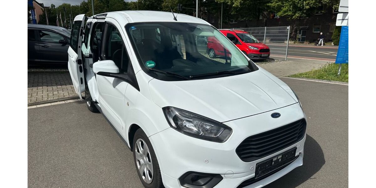 Ford Tourneo Courier 24.000 km 11.999 &euro; Duisburg 47138