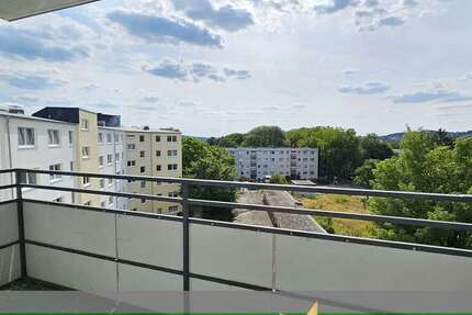 Wohnung zum Mieten in Wuppertal 411 € 58.8 m²