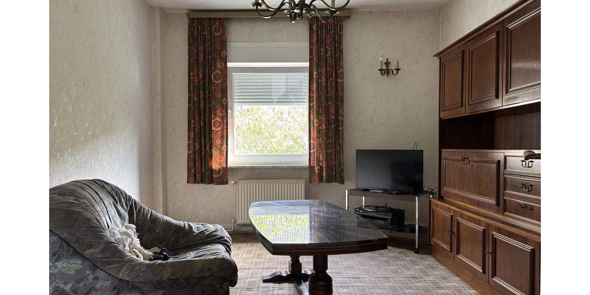 Einfamilienhaus Krefeld Fischeln - 9 Zimmer, 140 m&sup2;, 439.000&euro; | Angebot:25693360