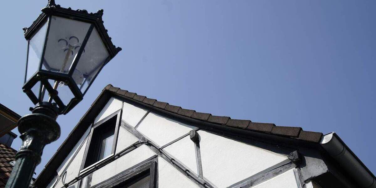 Einfamilienhaus Düsseldorf Urdenbach - 4 Zimmer, 145 m&sup2;, 325.000&euro; | Angebot:25742630