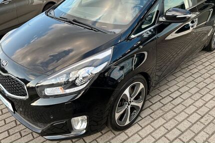 Kia Carens 147.316 km 10.990 € Moers 47443