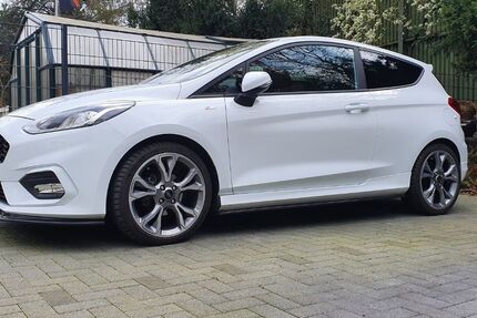 Ford Fiesta 89.750 km 9.999 &euro; Leverkusen 51373