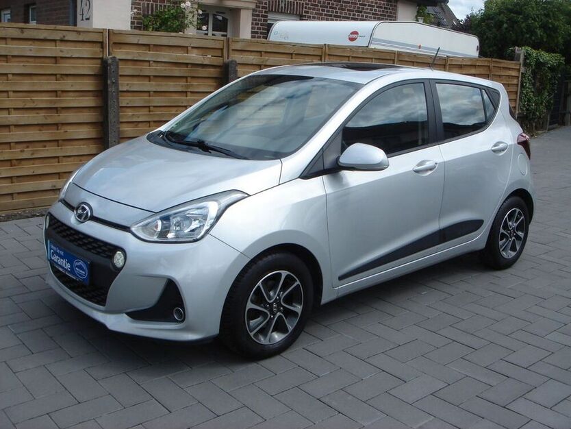 i10