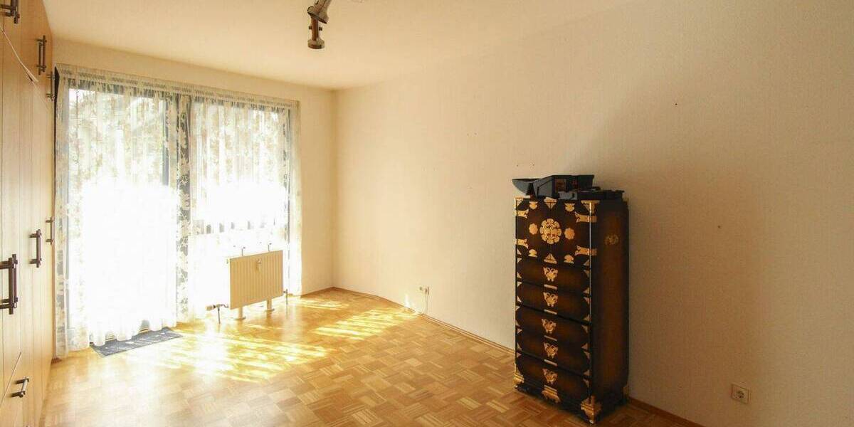 Etagenwohnung Düsseldorf Hassels - 3 Zimmer, 83 m&sup2;, 269.000&euro; | Angebot:26528147