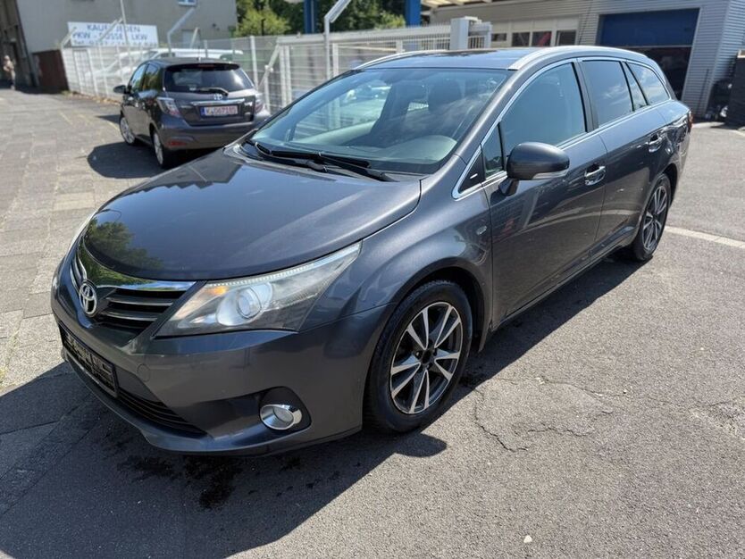 Avensis