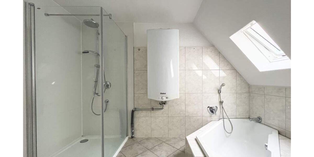 Etagenwohnung Meerbusch Büderich - 2 Zimmer, 75 m&sup2;, 1.100&euro; | Angebot:25696352