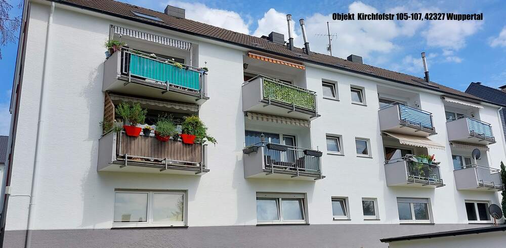 Solides Mehrfamilienhaus mit 14 Wohneinheiten und 8 Garagen in guter Wohnlage von Wpt-Vohwinkel - Mehrfamilienhaus, Wohnhaus Wuppertal Vohwinkel | Angebot:21638881
