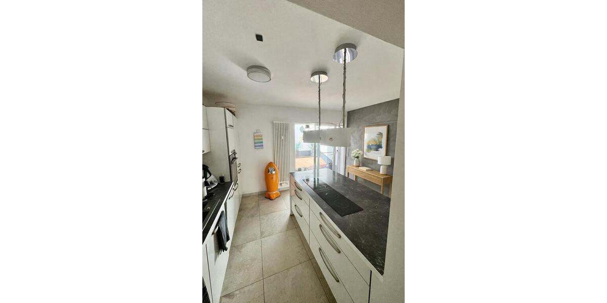 Etagenwohnung Pulheim - 3 Zimmer, 131 m&sup2;, 1.790&euro; | Angebot:26453765