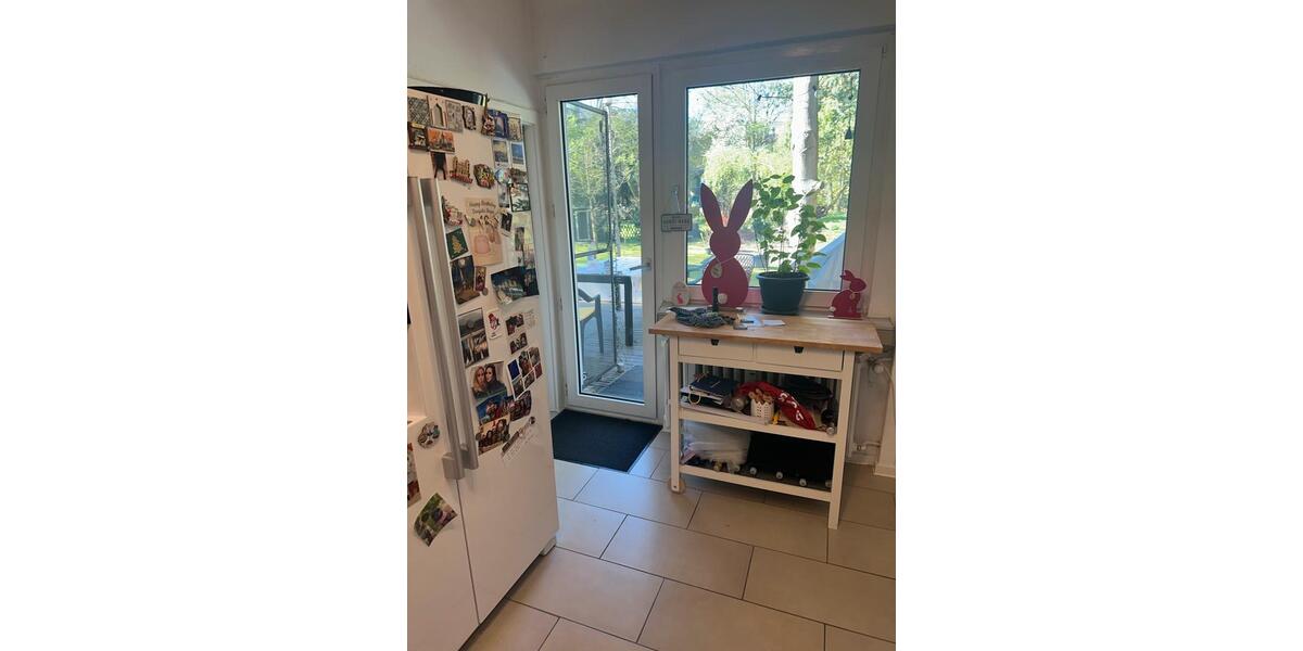 Erdgeschoßwohnung Düsseldorf Stadtbezirk 8 - 3 Zimmer, 100 m&sup2;, 1.800&euro; | Angebot:26131973