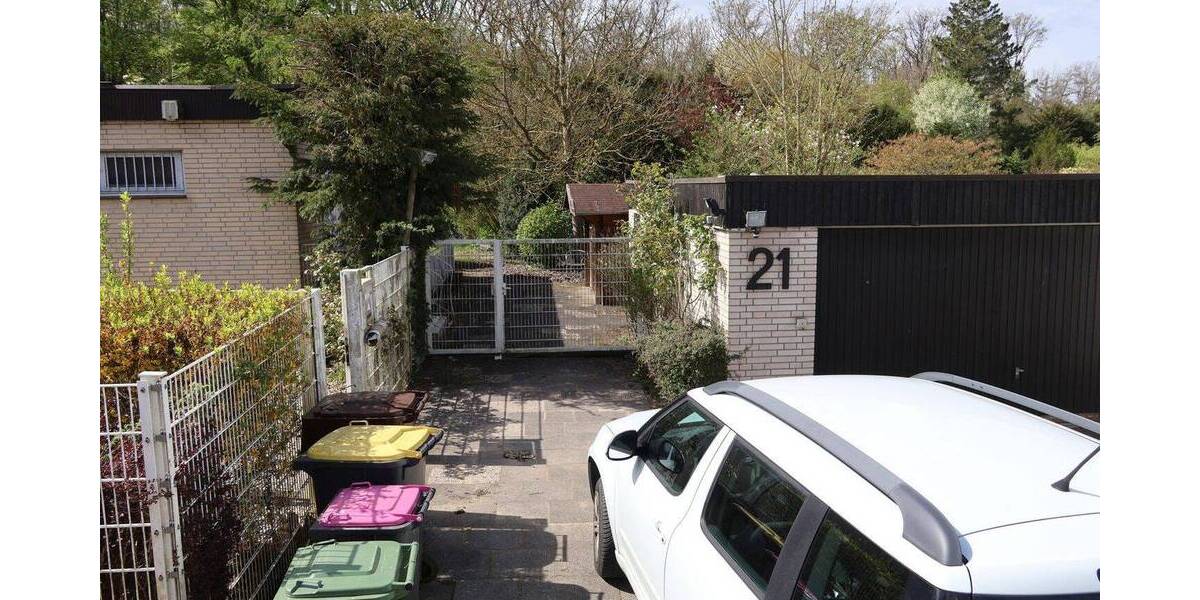 Bungalow Dormagen Hackenbroich - 1 Zimmer, 165 m&sup2;, 720.000&euro; | Angebot:26471006