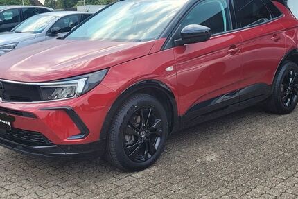 Opel Grandland (X) 15.000 km 18.900 &euro; Neuss 41462