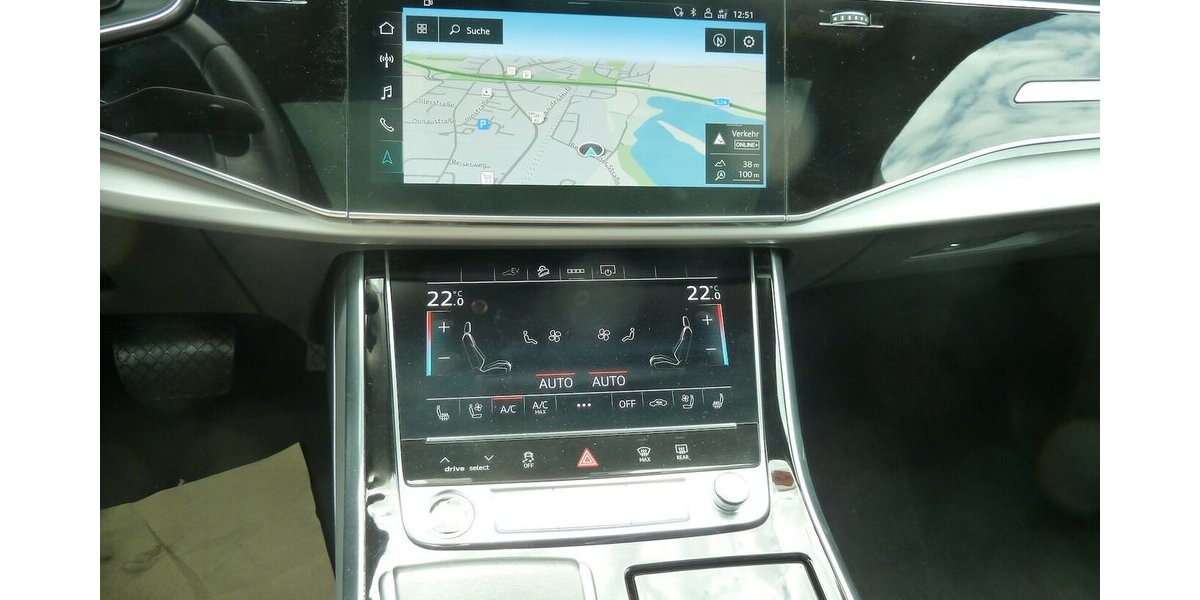 Audi Q7 55e TFSI Quattro Leder Matrix Panorama Air 170.000 km 36.900 &euro; Ratingen 40885