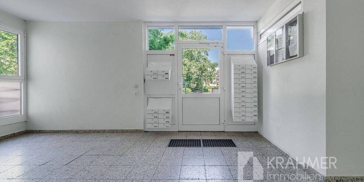 Moers-Asberg: Freundliche, vermietete Eigentumswohnung mit Loggia und Blick ins Grüne 2 zimmer