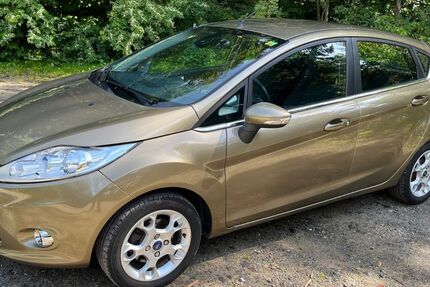Ford Fiesta 120.000 km 6.000 &euro; Solingen 42569