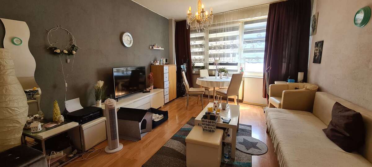 Wohnung zum Kaufen in Düsseldorf 415.000 € 137.91 m²