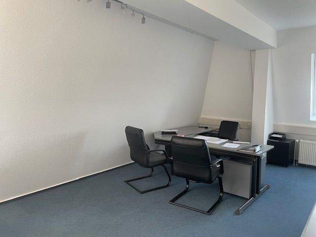 Gewerbeobjekt Mönchengladbach Eicken - 4 Zimmer, 121 m&sup2;, 972&euro; | Angebot:25209947
