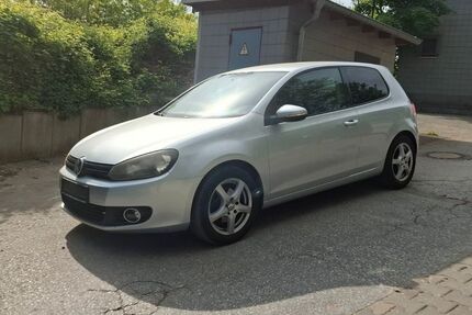 VW Golf 287.151 km 2.300 &euro; Duisburg 47169