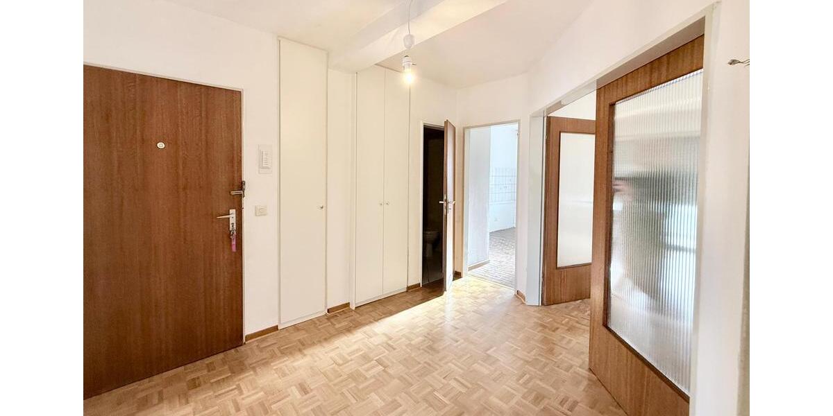 Erdgeschoßwohnung Düsseldorf Stadtbezirk 6 - 3 Zimmer, 93 m&sup2;, 1.250&euro; | Angebot:23762122