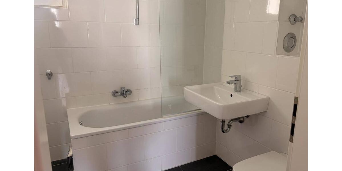 Etagenwohnung Düsseldorf Stadtbezirk 9 - 2 Zimmer, 59 m&sup2;, 624&euro; | Angebot:26351226