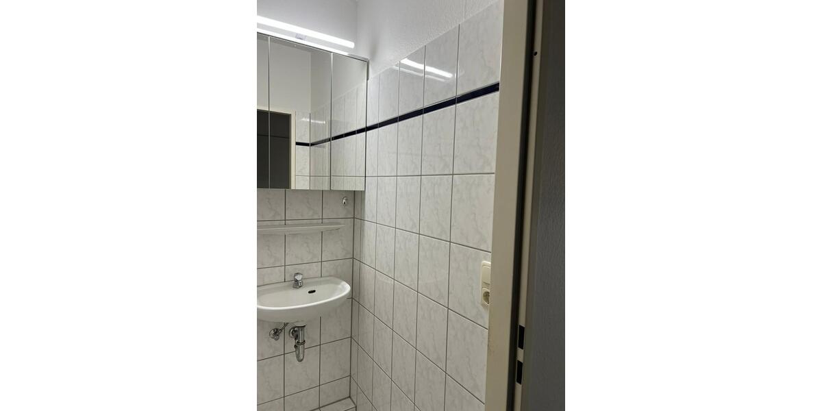 Etagenwohnung Mönchengladbach Süd - 4 Zimmer, 115 m&sup2;, 290.000&euro; | Angebot:26398013