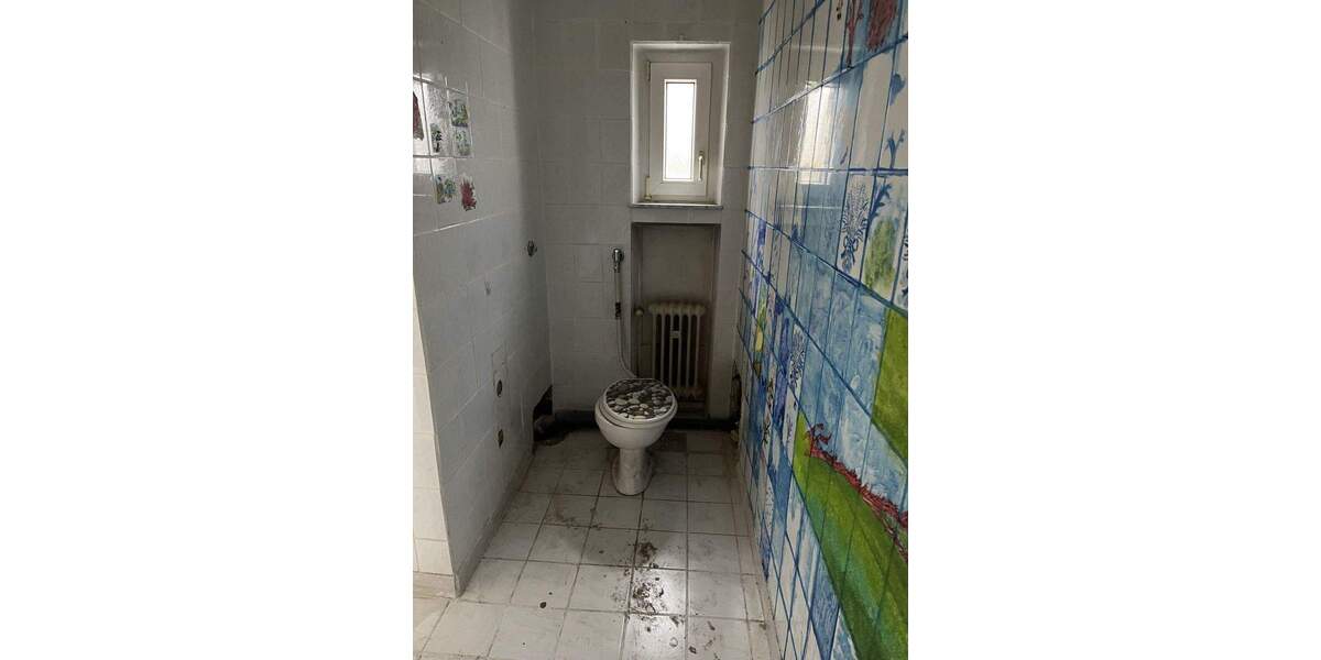 Etagenwohnung Mönchengladbach Wickrath - 4 Zimmer, 85 m&sup2;, 54.600&euro; | Angebot:25732979