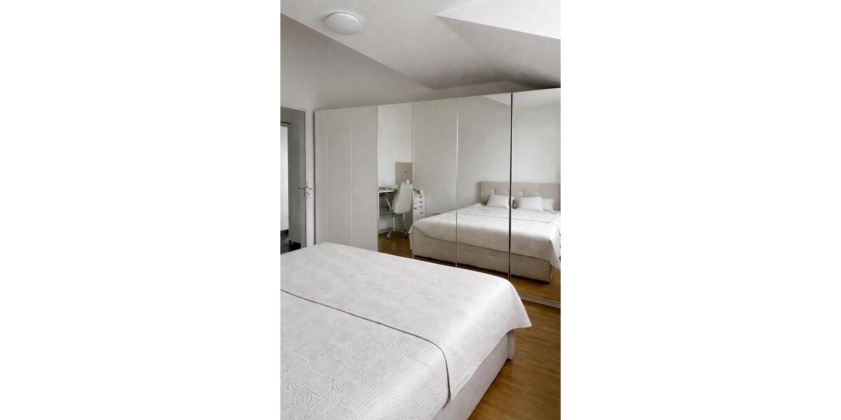 Dachgeschoßwohnung Düsseldorf Stadtbezirk 6 - 2 Zimmer, 61 m&sup2;, 694&euro; | Angebot:26262994