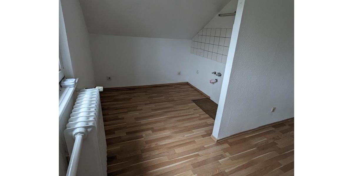 Etagenwohnung Duisburg Huckingen - 1 Zimmer, 28 m&sup2;, 330&euro; | Angebot:26723124