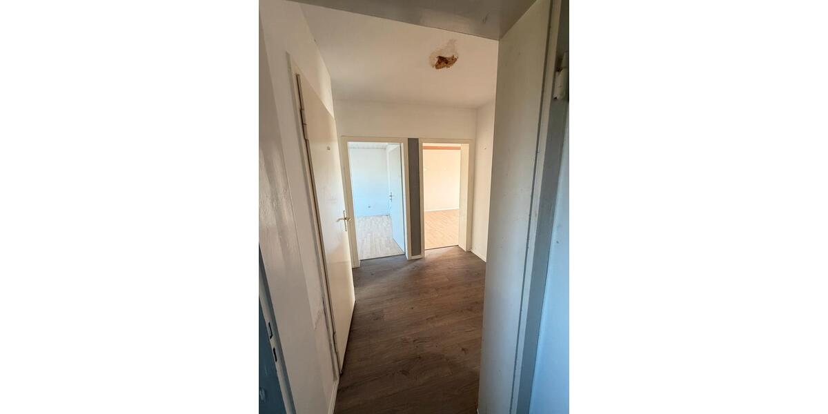 3-Zimmer-Wohnung mit Balkon, Garten & Keller in Kleinenbroich 3 zimmer