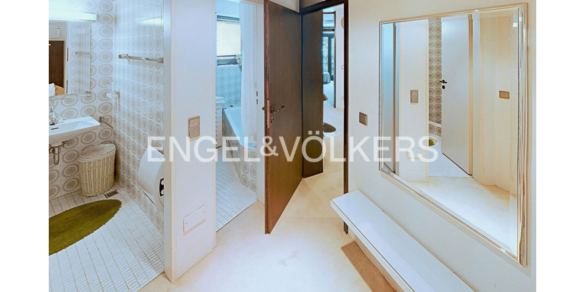 Einfamilienhaus Haan - 7 Zimmer, 316 m&sup2;, 795.000&euro; | Angebot:26879284