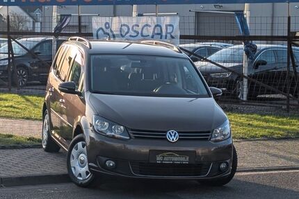VW Touran 215.000 km 5.699 &euro; Kempen 47906