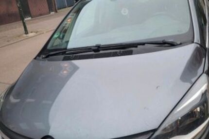 Opel Zafira 190.000 km 6.300 &euro; Düsseldorf 40231