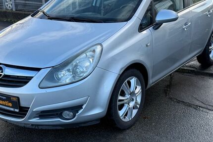 Opel Corsa 124.000 km 4.500 € Hilden 40721