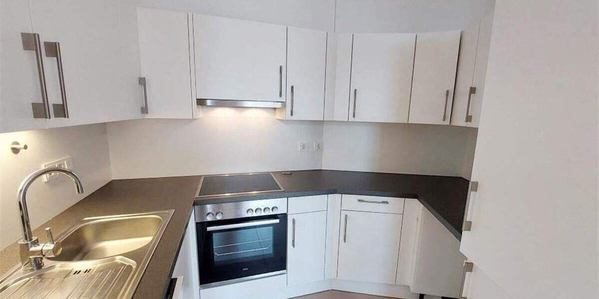 Etagenwohnung Düsseldorf Flingern Nord - 3 Zimmer, 85 m&sup2;, 1.410&euro; | Angebot:25778928