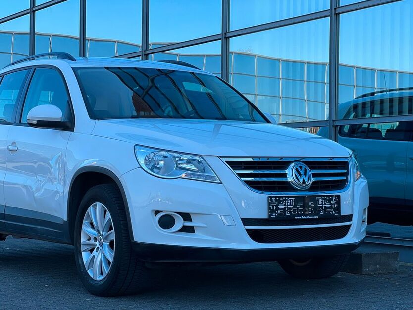 VW Tiguan 209.411 km 7.990 € Mönchengladbach 41068