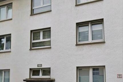 Essen-Holsterhausen: 2,5 Zimmer Wohnung mit Balkon, top Lage